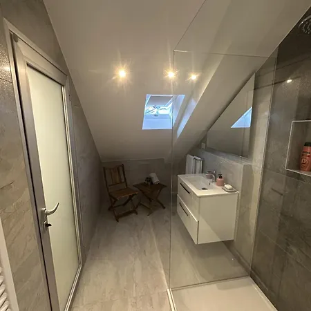 Appartement La Casa Di Varos & Free Parking Available P&r