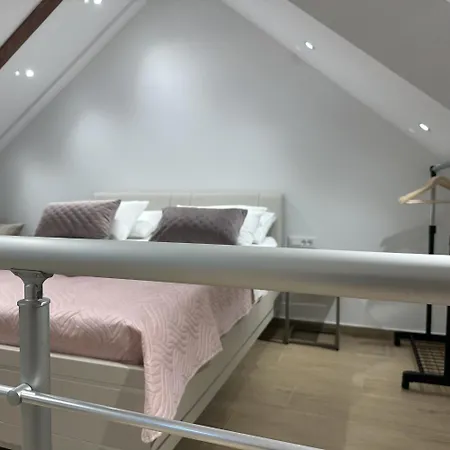 La Casa Di Varos & Free Parking Available P&r Appartement