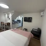 Apartment La Casa Di Varos Old Town