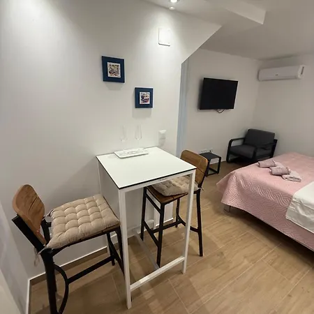 La Casa Di Varos & Free Parking Available P&r Split