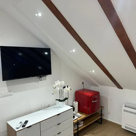 Lägenhet La Casa Di Varos & Free Parking Available P&r