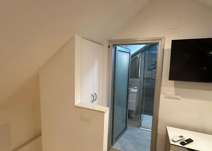 Apartman La Casa Di Varos & Free Parking Available P&r Split